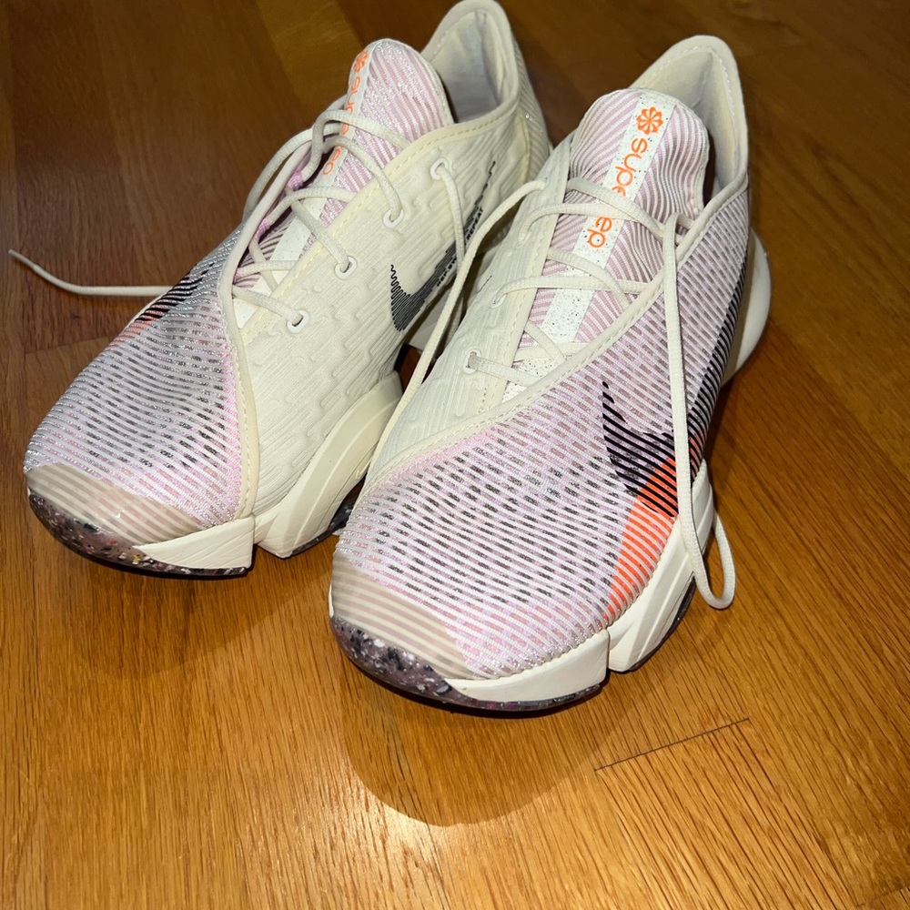 Womens Nike AirZoom Superrep 2